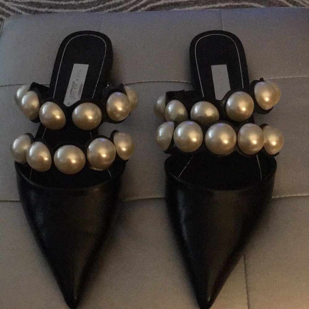 Never worn Zara mule flats